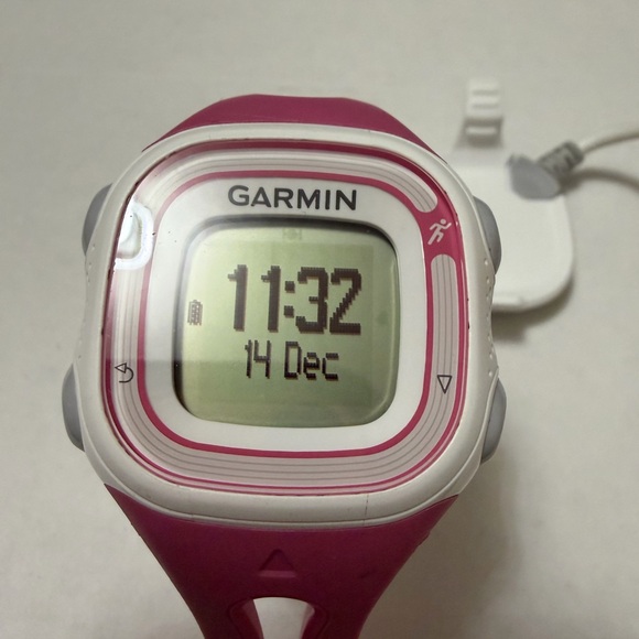 Garmin Women\'s Forerunner 10 GPS Watch - (pink) like new without box